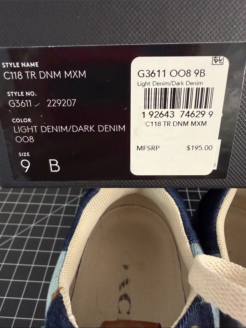 Great Condition Women Coach Sneakers Size 9. - Picture 9 of 10